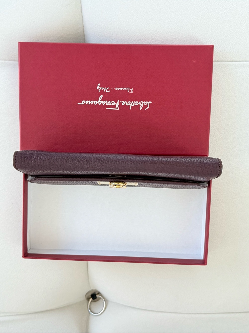 Salvatore Ferragamo Gancini Long Wallet 7.4 inch Burgundy With Gold Clasp - Picture 6 of 9